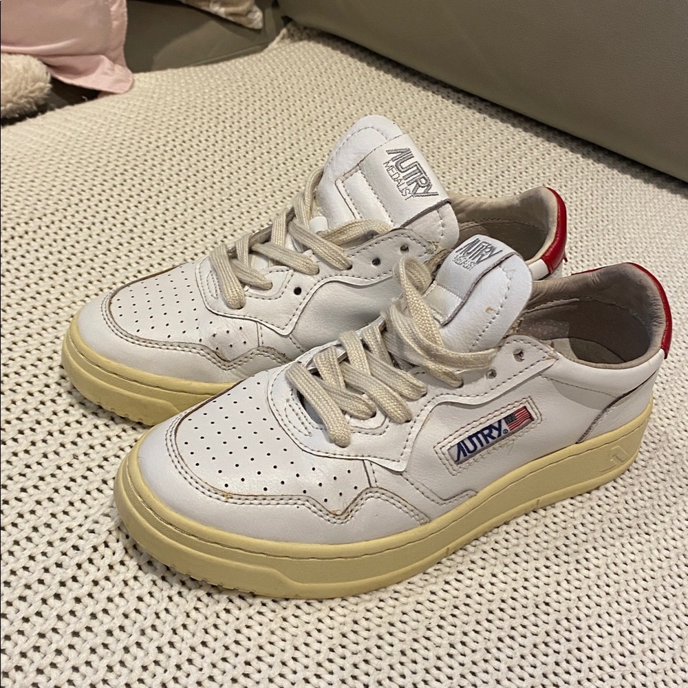 Autry Sneeakers ladies size 38